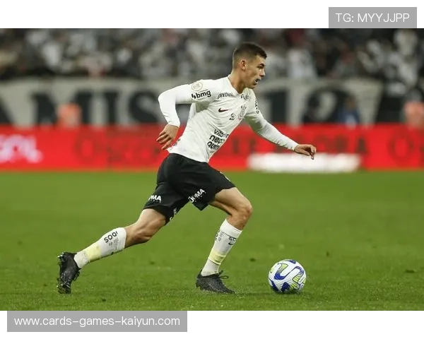 巴萨中场组织带来连续威胁，传切配合见成效