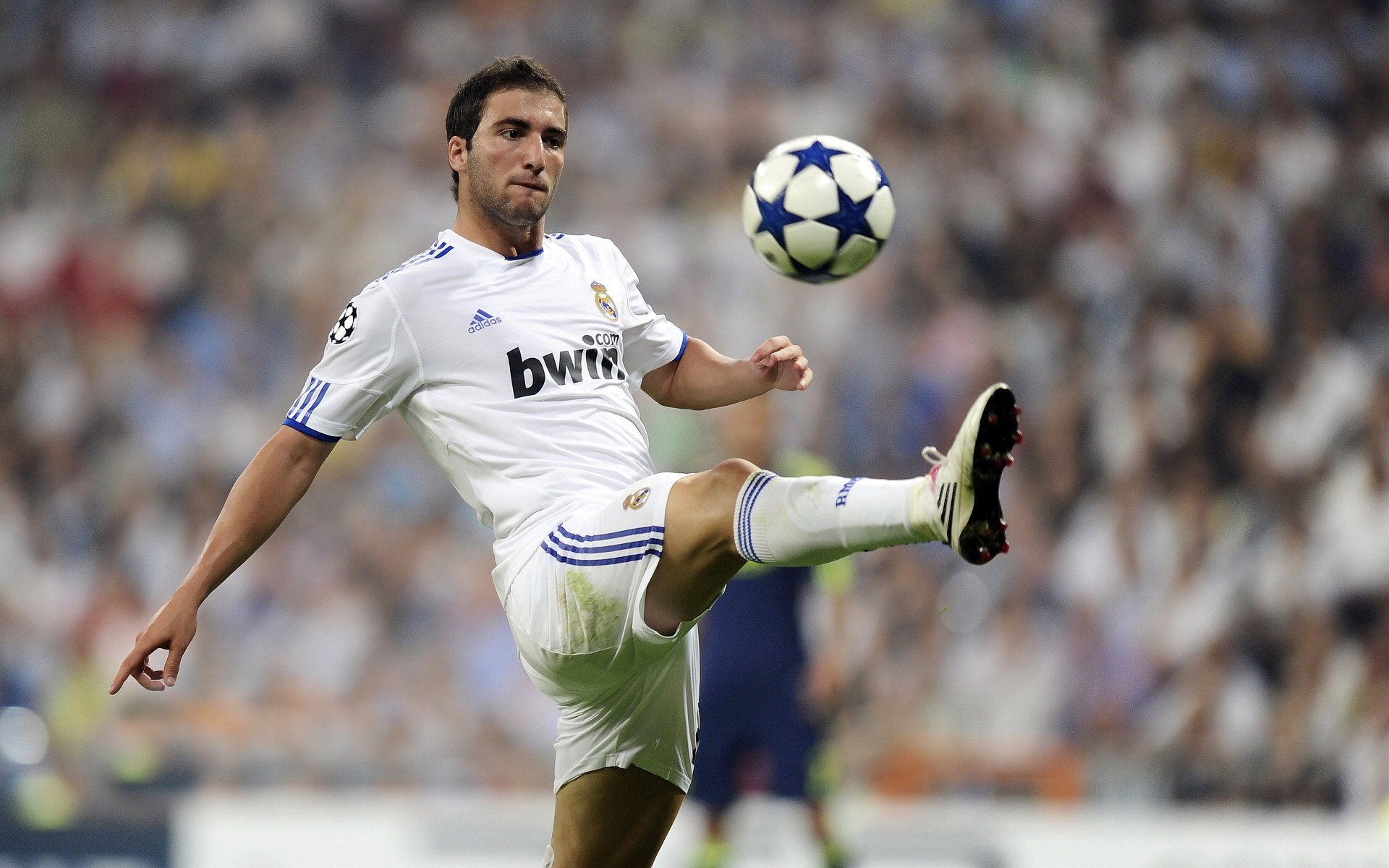 体育赛事带动相关产业发展