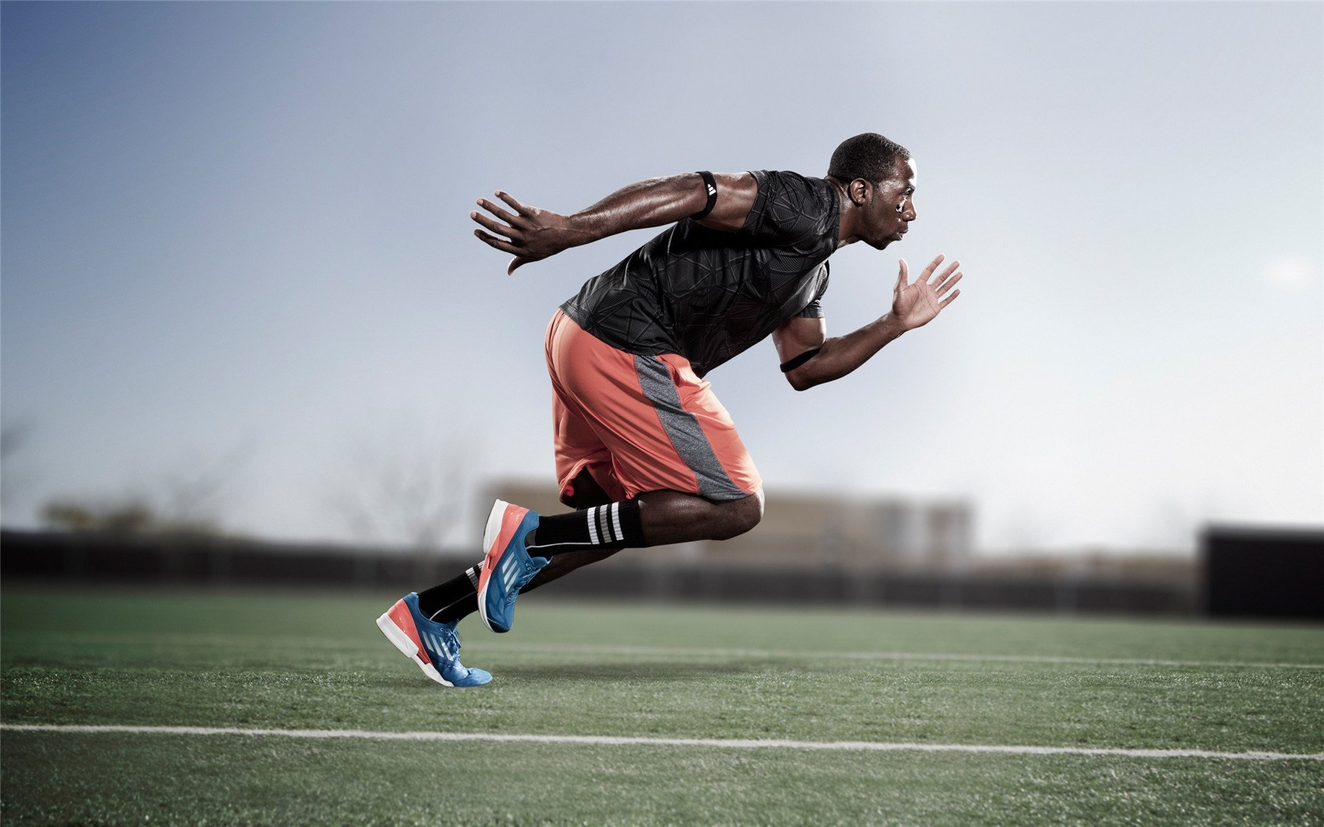 城市“无障碍跑步路线测试赛” 轮椅与婴儿车共同上路